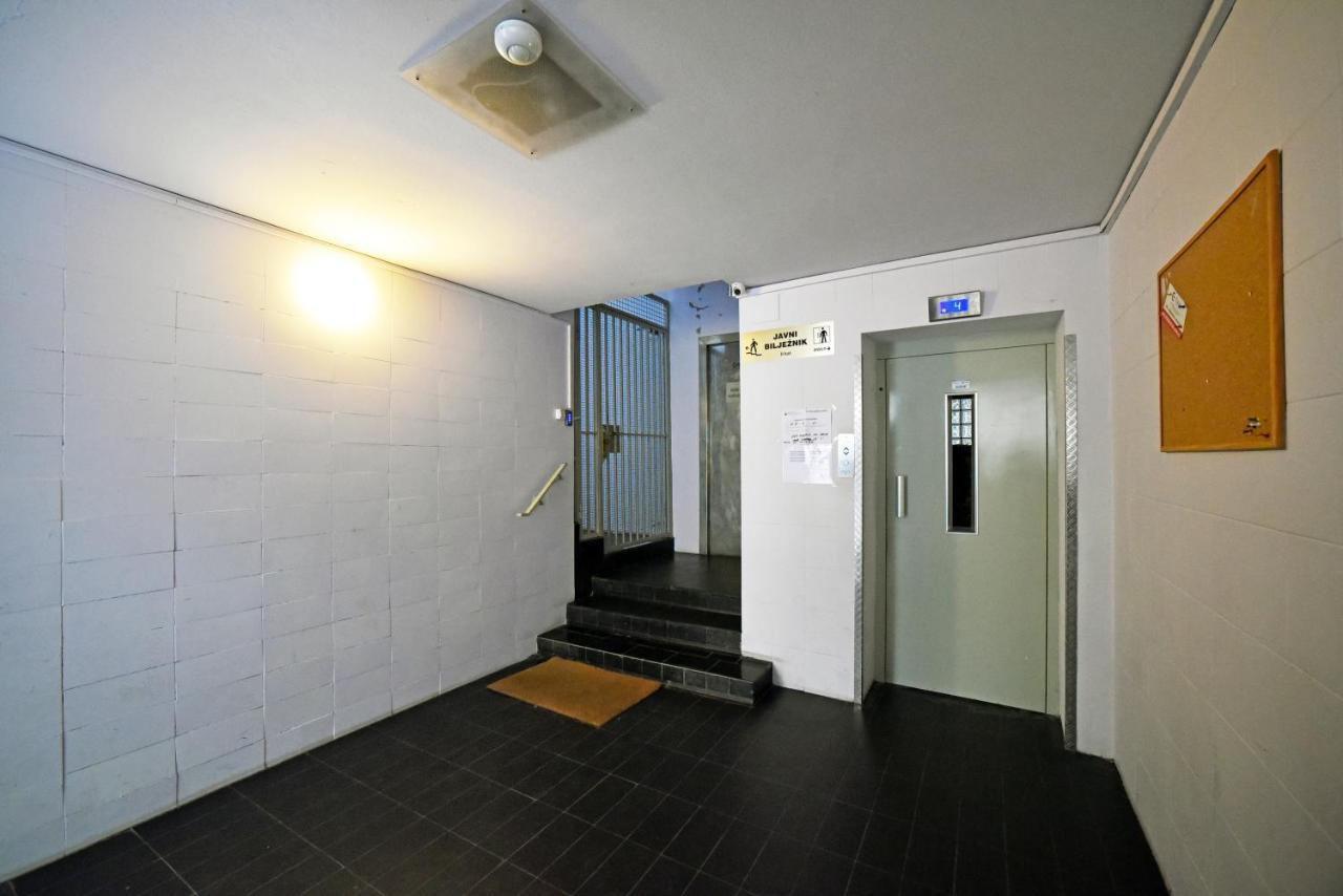Agape Main Square Apartment Zagreb Exterior foto